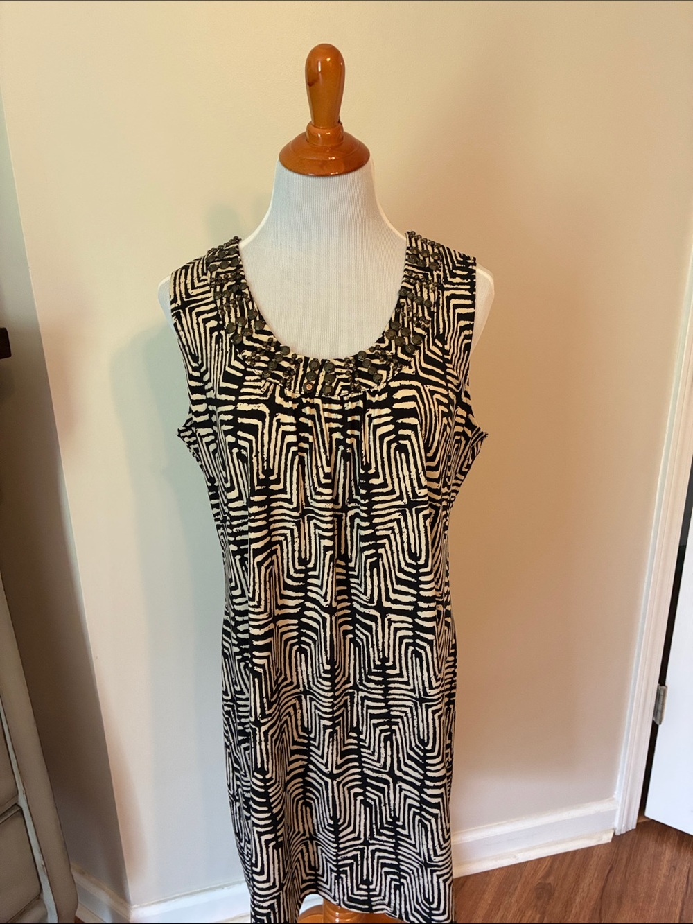 Ruby Rd. Black and White Geometric Sleeveless Mini Dress